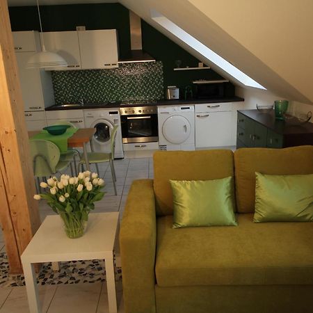 Koeln-Kerpen Boutique-Ferienwohnungen Angela & Maurizio מראה חיצוני תמונה